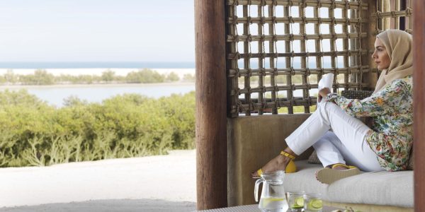 AALY_VillaTerrace_Mangrove View_Lifestyle_Arabic_G_A_L AALY_VillaTerrace_Mangrove View_Lifestyle_Arabic_G_A_L